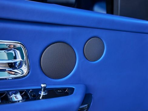 Used 2021 Rolls-Royce Cullinan Black Badge image 39