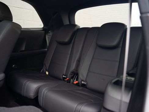 Used 2024 Mercedes-Benz GLS 450 4MATIC image 18