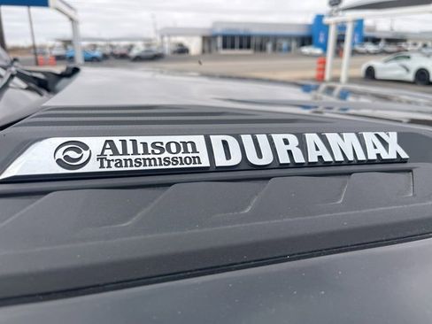 Used 2024 Chevrolet Silverado 3500 High Country w/ Technology Package image 11