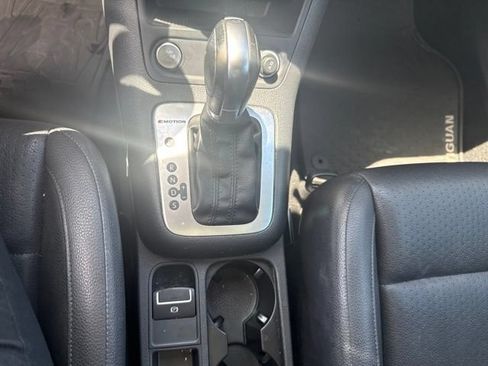 Used 2016 Volkswagen Tiguan SE AWD/4WD image 28