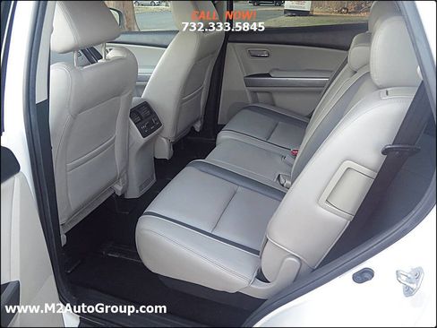 Used 2011 MAZDA CX-9 Grand Touring w/ Moonroof & Bose Audio Pkg image 28