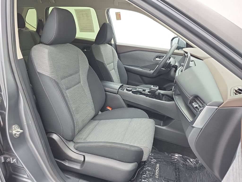 Used 2023 Nissan Rogue SV AWD/4WD image 44