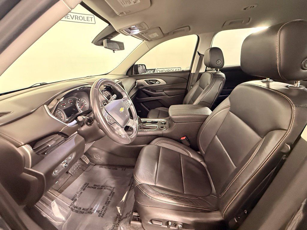 Used 2019 Chevrolet Traverse RS w/ LPO, Floor Liner Package FWD image 20