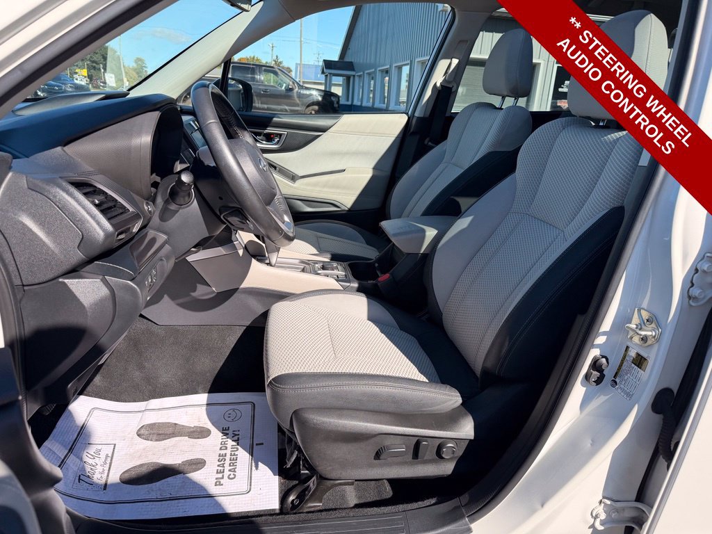 Used 2021 Subaru Forester Premium AWD/4WD image 12
