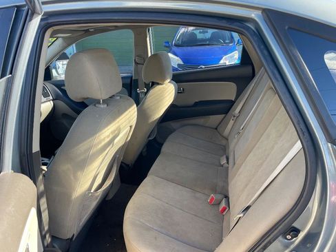 Used 2010 Hyundai Elantra GLS w/ Sunroof Pkg 3 image 11