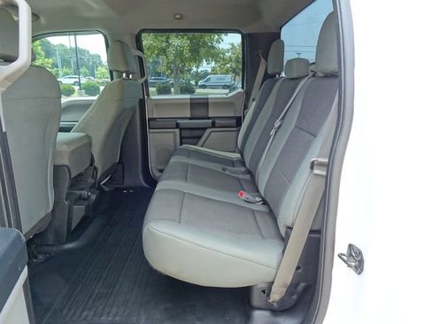 Used 2015 Ford F150 XL w/ Equipment Group 101A Mid AWD/4WD image 14