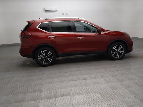 Used 2020 Nissan Rogue SV w/ Premium Package FWD image 10