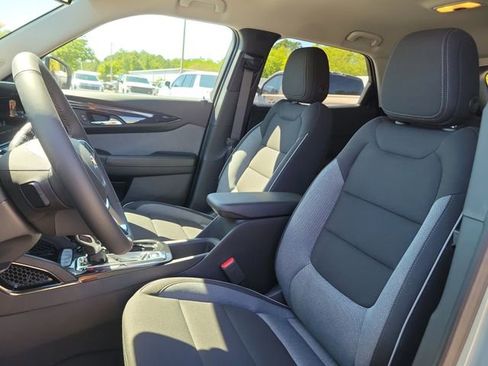 New 2026 Chevrolet TrailBlazer LT w/ Convenience Package FWD image 16
