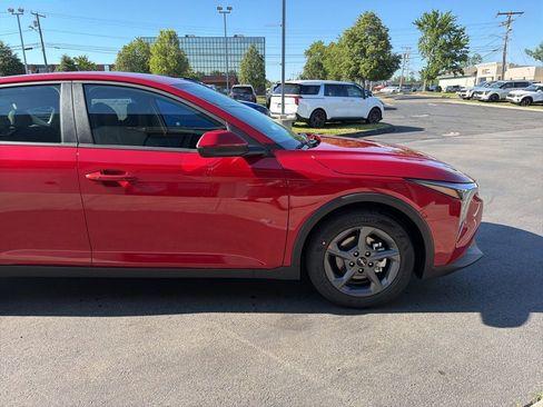 New 2026 Kia K4 FWD image 6