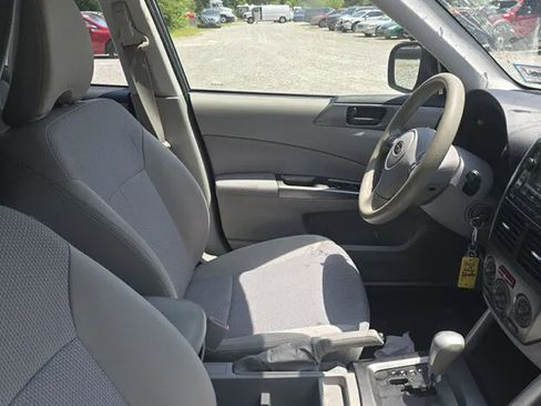 Used 2013 Subaru Forester 2.5X w/ Popular Pkg 3 AWD/4WD image 2