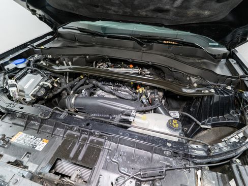 Used 2025 Ford Explorer ST-Line image 35