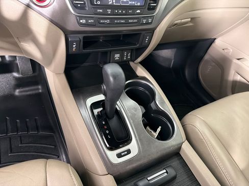 Used 2017 Honda Pilot EX-L image 19