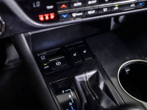 Used 2019 Lexus RX 350 AWD w/ Accessory Package image 29