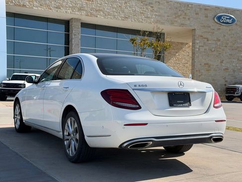Used 2017 Mercedes-Benz E 300 4MATIC image 9