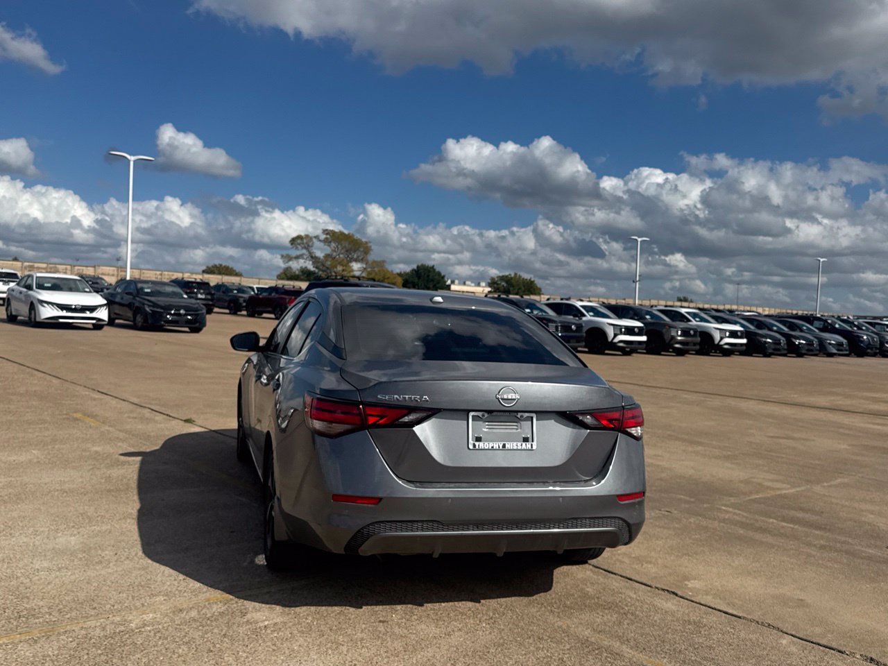 Used 2025 Nissan Sentra SV w/ Trunk Package FWD image 23