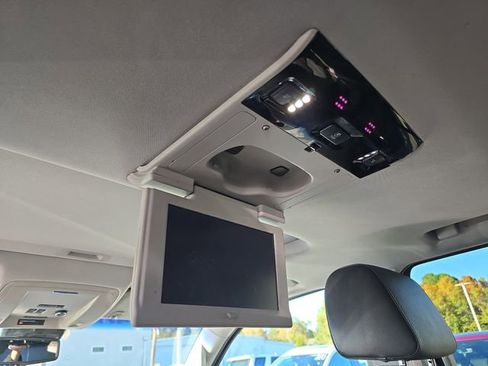 Used 2017 Chevrolet Tahoe LT image 33