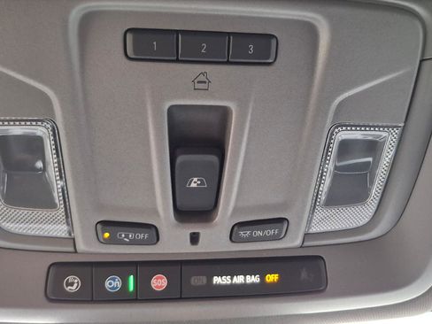 New 2026 GMC Sierra 3500 SLT w/ SLT Premium Package AWD/4WD image 18