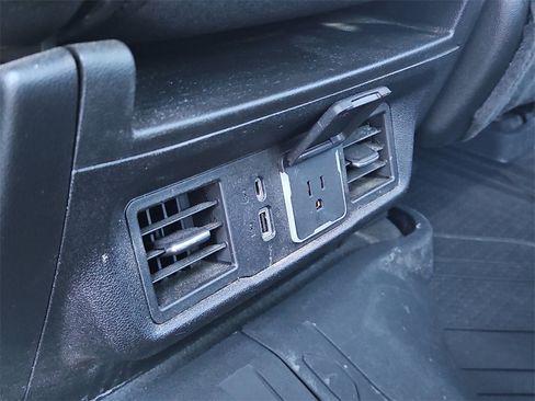 Used 2022 Chevrolet Silverado 1500 LT w/ Protection Package image 31