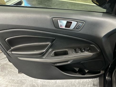 Used 2019 Ford EcoSport Titanium image 9
