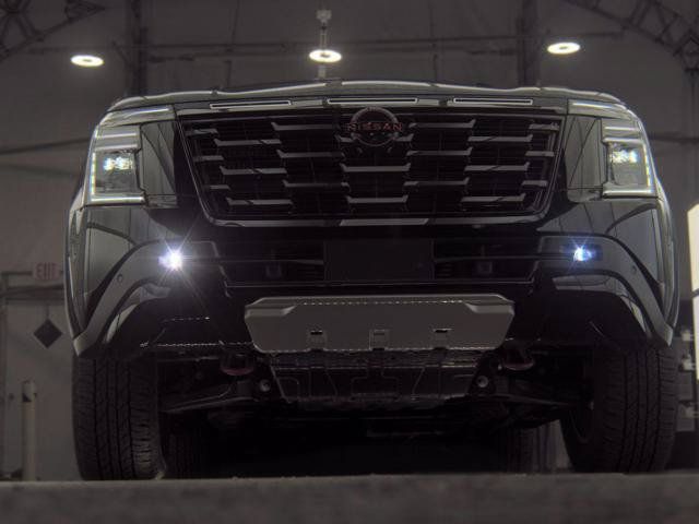 Used 2026 Nissan Armada PRO-4X AWD/4WD image 3