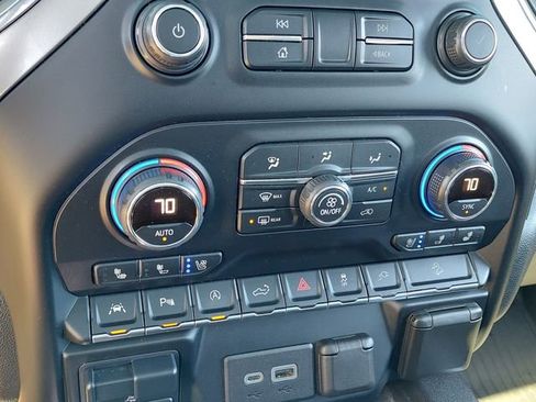 Used 2020 Chevrolet Silverado 1500 LTZ w/ LTZ Premium Package image 53