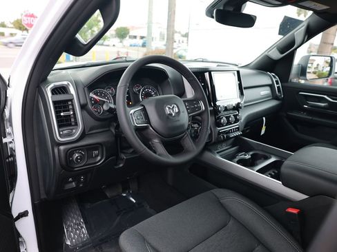 New 2026 RAM 1500 4x4 Crew Cab image 11