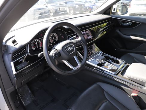 Used 2024 Audi Q8 Premium Plus AWD/4WD image 17