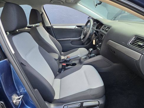 Used 2017 Volkswagen Jetta S FWD image 11