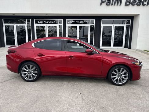 Used 2023 MAZDA MAZDA3 s FWD image 5