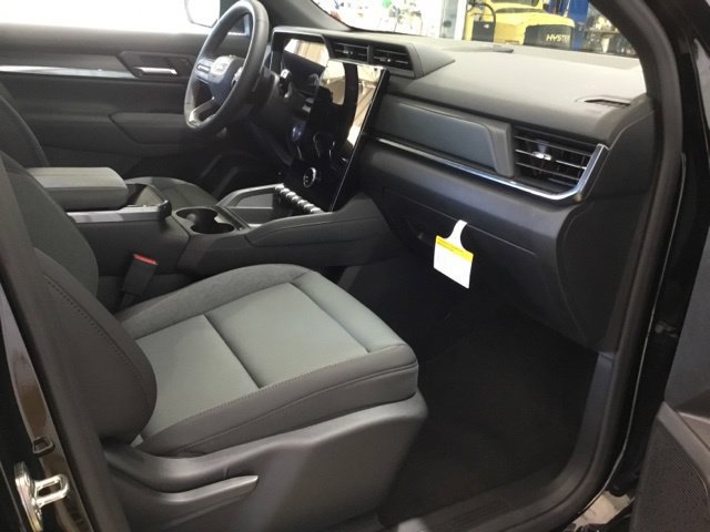 New 2027 GMC Terrain AT4 w/ Technology Package II AWD/4WD image 45