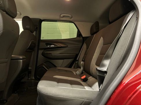 Used 2024 Chevrolet TrailBlazer LT w/ LT Cold Weather Package FWD image 26