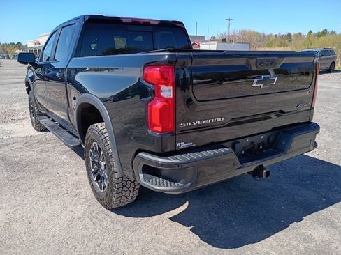 Used 2022 Chevrolet Silverado 1500 ZR2 AWD/4WD image 8