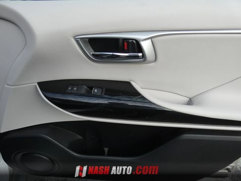 Used 2019 Toyota Mirai FWD image 32