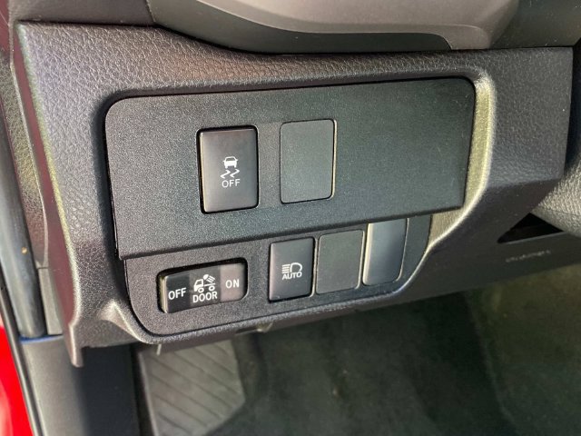 Used 2022 Toyota Tacoma SR5 w/ Technology Package RWD image 15