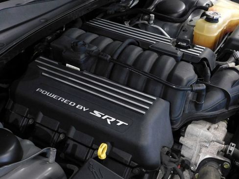 Used 2018 Dodge Charger R/T Scat Pack RWD image 16