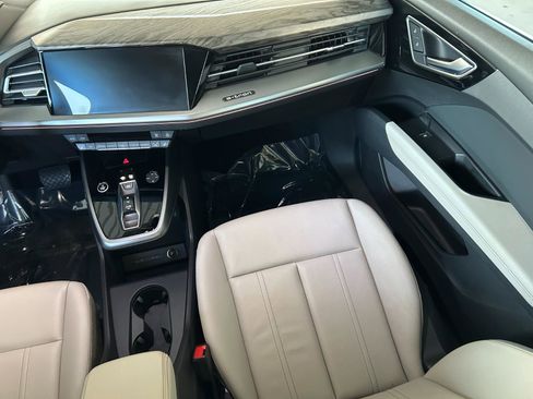 Certified 2023 Audi Q4 e-tron Prestige w/ 20" Wheel Package image 23