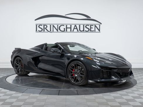 Used 2024 Chevrolet Corvette Z06 w/ Battery Protection Package RWD image 3