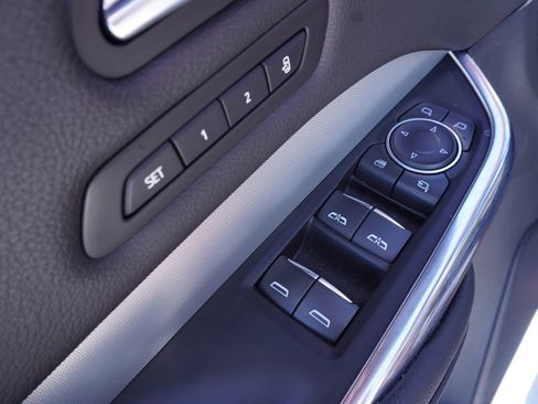 Used 2019 Cadillac XT4 Premium Luxury w/ Enhanced Visibility Package image 15