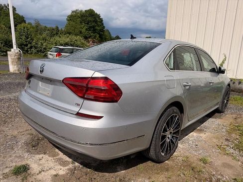 Used 2016 Volkswagen Passat 1.8T FWD image 19