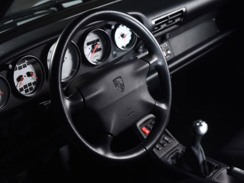 Used 1998 Porsche 911 Carrera S image 14