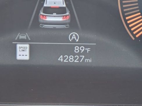 Used 2025 Hyundai Tucson SEL AWD/4WD image 32