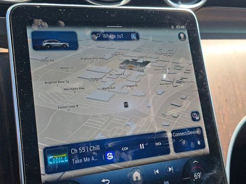 Used 2026 Mercedes-Benz GLC 300 4MATIC image 4