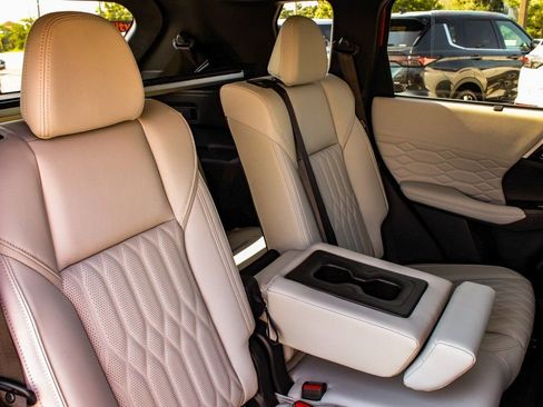 New 2025 Mitsubishi Outlander SEL image 42