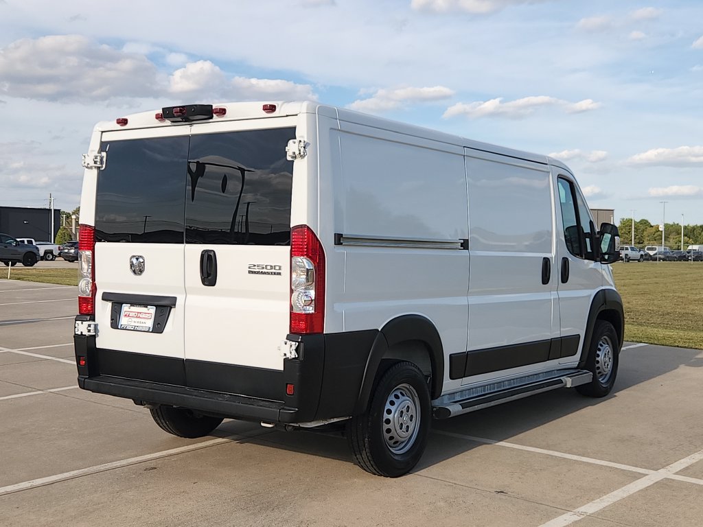 Used 2025 RAM ProMaster 2500 w/ U-Haul Equipment Group FWD image 5