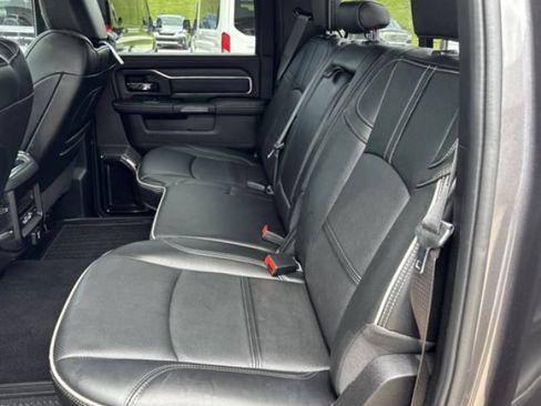 Used 2022 RAM 3500 Limited AWD/4WD image 6