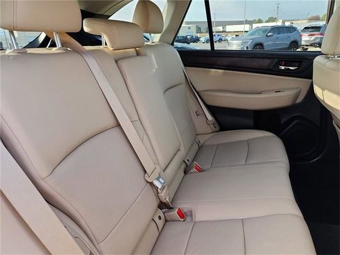 Used 2015 Subaru Outback 2.5i Limited image 26