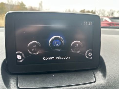 Used 2019 Toyota Yaris LE image 15