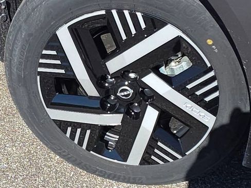 New 2026 Nissan Kicks SV w/ SV Premium Package image 20