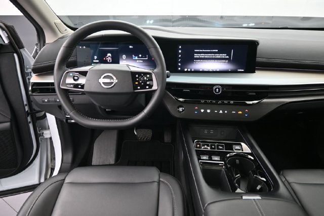 Certified 2025 Nissan Murano SL w/ Cargo Package AWD/4WD image 11