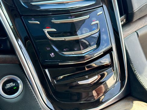Used 2015 Cadillac Escalade ESV Premium AWD/4WD image 11